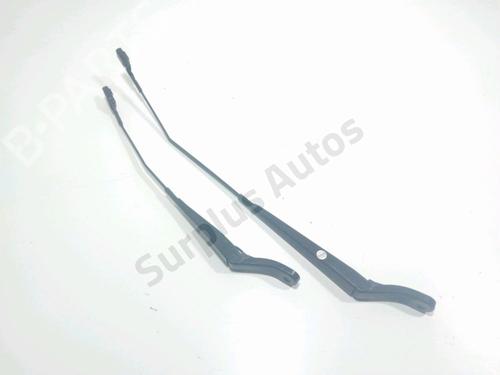 Used Front windshield wiper arm PEUGEOT 208 I (CA_, CC_) 1.6 HDi (92 hp) 30475516
