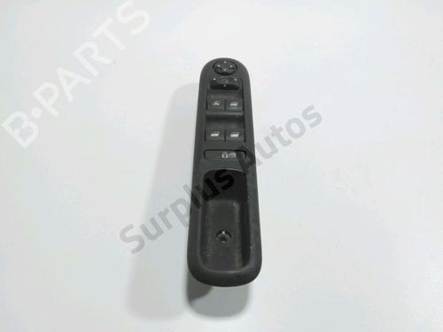 Used Left front window switch PEUGEOT 3008 I MPV (0U_) 1.6 HDi (114 hp) 31846026