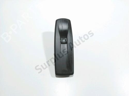 Used Right front window switch RENAULT MEGANE III Hatchback (BZ0/1_, B3_) 1.5 dCi (106 hp) 28238904