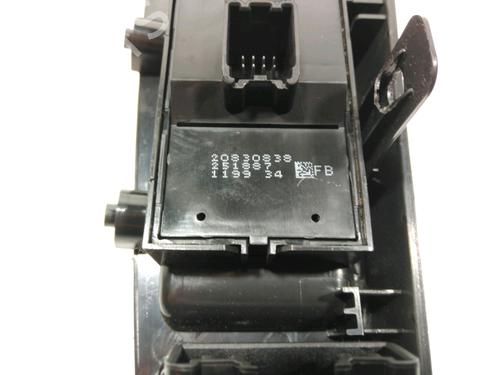 Left front window switch CHEVROLET CRUZE (J300) 1.6 | BP37778045I27 - Image 3