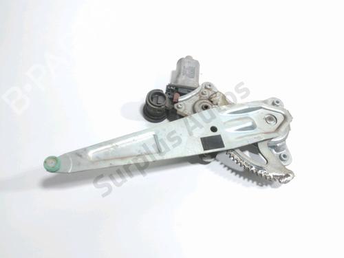 Rudehejsemekanisme Højre bagtil TOYOTA RAV 4 II (_A2_) 2.0 D 4WD (CLA20_, CLA21_, CLA20R, CLA21R) (116 hp) 30101907