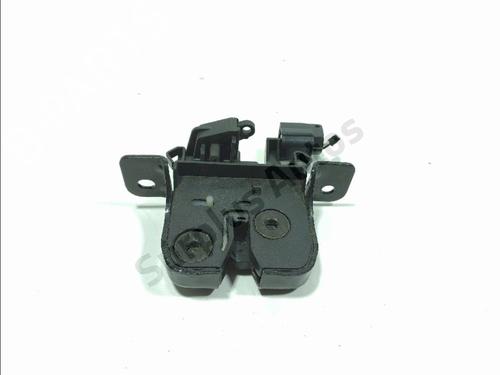 tailgate-lock-dacia-duster-hs_-2010-2011-2012-2013-2014-2015-2016-2017-2018-33034707 main image
