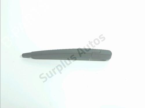 Used Rear windshield wiper arm CITROËN C3 III (SX) 1.5 BlueHDi 100 (SXYHYP, SXYHTU) (102 hp) 30585085