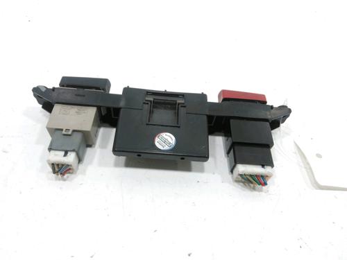 Warning switch KIA RIO II (JB) 1.5 CRDi | BP37768286I22 - Image 2