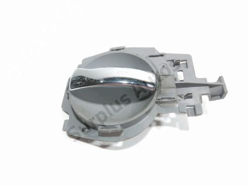 Højre fortil invendig håndtag Højre fortil invendig håndtag CITROËN C3 I (FC_, FN_) 1.4 i (73 hp) 37220575 37220575