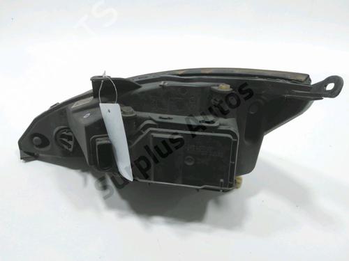 Right headlight FORD FOCUS I (DAW, DBW) 1.8 TDCi | BP31005002C29