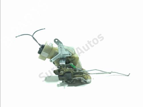 Bagklap lås Bagklap lås TOYOTA YARIS VERSO (_P2_) 1.3 (NCP20_, NCP22_, NCP20R, NCP22R) (84 hp) 36593432 36593432