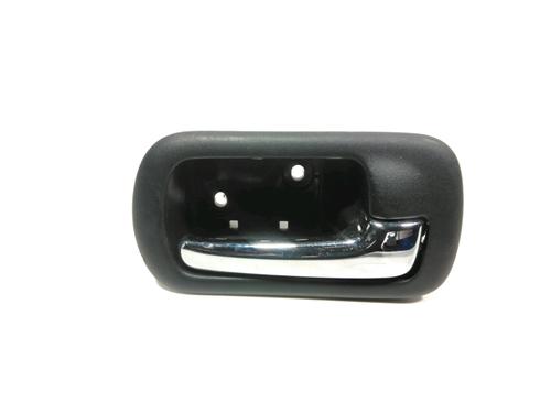 Used Rear right interior door handle HONDA CIVIC VII Hatchback (EU, EP, EV) 1.7 CTDi (EP4, EU9) (100 hp) 28252407