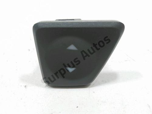 Used Right front window switch Right front window switch FIAT 500 (312_) 1.2 (312AXA1A) (69 hp) 30994508 30994508