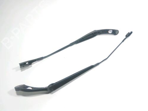 Used Front windshield wiper arm AUDI A3 Limousine (8VS, 8VM) 1.6 TDI (110 hp) 28271619
