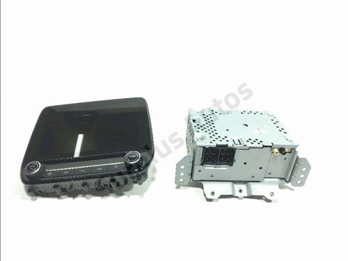 radio-ford-fiesta-vii-hj-hf-2017-30828564 main image