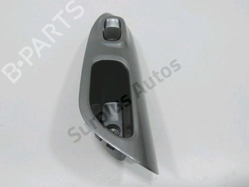 Used Left rear window switch NISSAN JUKE (F15) 1.2 DIG-T (115 hp) 32434903