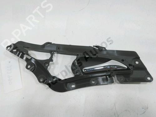 Used Front right interior door handle Front right interior door handle MERCEDES-BENZ E-CLASS (W211) E 220 CDI (211.006) (150 hp) 30996214 30996214