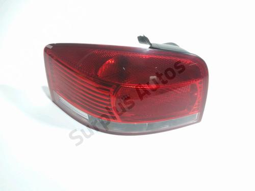 Venstre baglygte AUDI A3 (8P1) 1.9 TDI (105 hp) 28270423