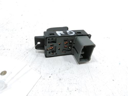 Right rear window switch SSANGYONG KORANDO (CK) 2.0 e-XDi | BP30999326I28 - Image 2
