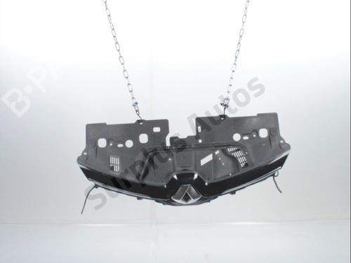 Used Grille RENAULT CLIO IV (BH_) 1.5 dCi 75 (75 hp) 28235622