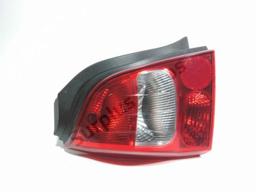 Used Left taillight RENAULT TWINGO II (CN0_) 1.2 (CN0D) (58 hp) 31123420
