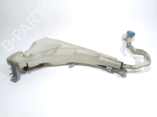 Used Windscreen washer tank VW TOUAREG (7LA, 7L6, 7L7) 2.5 R5 TDI (174 hp) 28274012