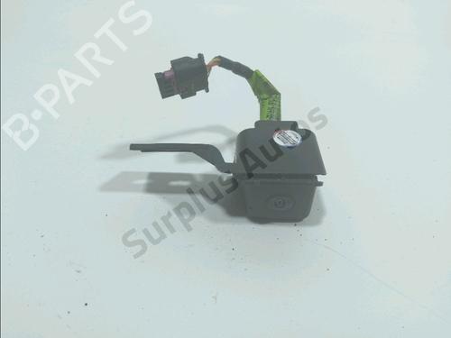 Used Camera Camera PEUGEOT 208 II (UB_, UP_, UW_, UJ_) 1.2 PureTech 100 (101 hp) 30584681 30584681