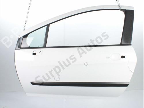 Portier links voor PEUGEOT 308 I (4A_, 4C_) 1.6 HDi (109 hp) 30367520