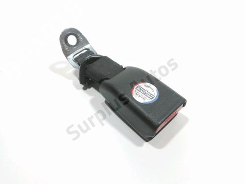 seat-buckle-toyota-aygo-_b4_-2014-37770999 main image