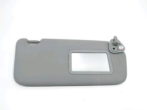 Used Right sun visor Right sun visor 31002496 31002496