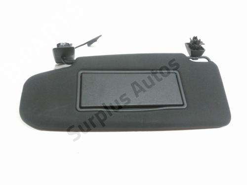 Used Left sun visor VOLVO V60 I (155) D4 (181 hp) 28264999