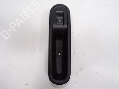 Used Right front window switch RENAULT TWINGO III (BCM_, BCA_) [2014-2025]  28238301