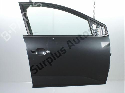 right-front-door-dacia-sandero-iii-2021-36519184 main image