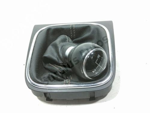 Used Shift knob Shift knob VW SCIROCCO III (137, 138) 2.0 TDI (140 hp) 40464408 40464408