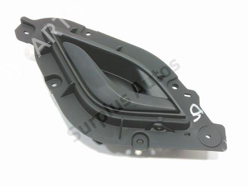 Used Front right interior door handle Front right interior door handle HYUNDAI ix20 (JC) 1.6 CRDI (116 hp) 33281387 33281387