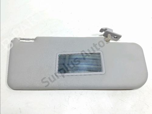 Used Right sun visor Right sun visor 37220710 37220710