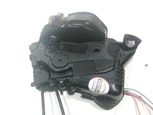 Front right lock TOYOTA YARIS (_P9_) 1.4 D-4D (NLP90_, NLP90R) | BP28247151C97 