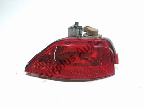 rear-fog-light-renault-megane-iv-hatchback-b9amn_-2015-33034921 main image