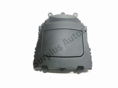 display-monitor-renault-megane-iv-hatchback-b9amn_-2015-33034318 main image