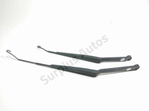 Used Front windshield wiper arm NISSAN X-TRAIL I (T30) 2.2 Di 4x4 (114 hp) 28272031