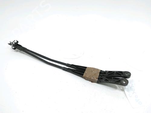 Used Front windshield wiper arm VW GOLF PLUS V (5M1, 521) 1.9 TDI (105 hp) 31007706
