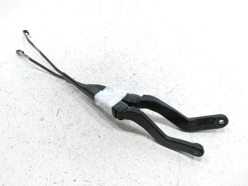 Used Front windshield wiper arm PEUGEOT 106 II (1A_, 1C_) 1.1 i (60 hp) 31007597