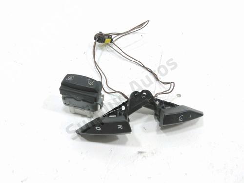 Used Switch RENAULT ESPACE IV (JK0/1_) 2.0 dCi (JK01, JK02, JK1J, JK1K, JK1H) (150 hp) 30989774