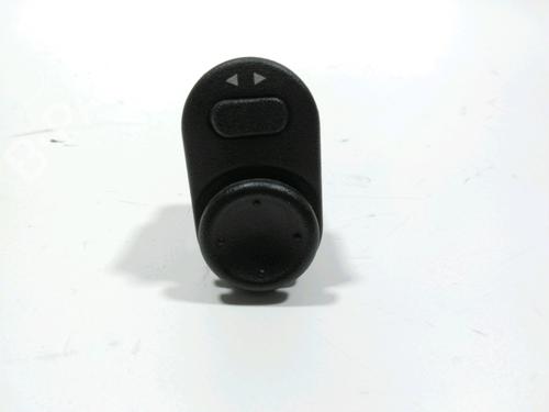 Used Mirror switch Mirror switch OPEL AGILA A (H00) 1.2 16V (F68) (75 hp) 28238994 28238994