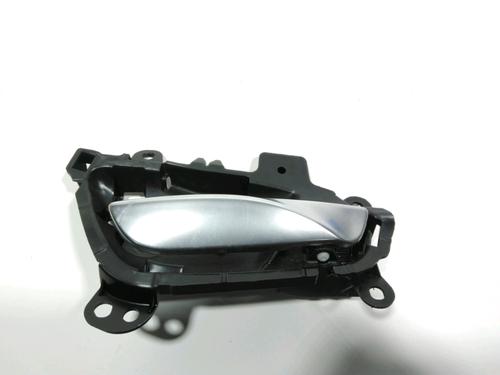 Used Front right interior door handle BMW 1 (F20) 116 d (116 hp) 28242832