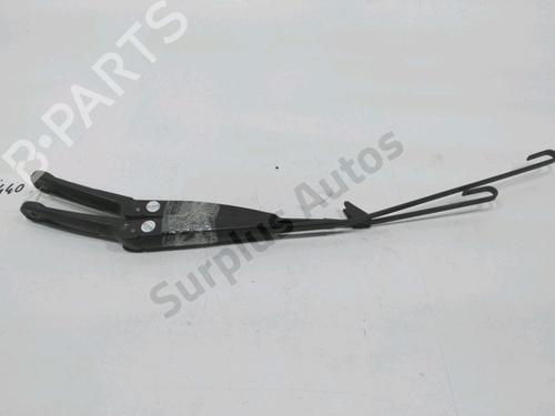 Used Front windshield wiper arm FIAT PANDA (169_) 1.3 D Multijet (169.AXC1A) (70 hp) 31007926