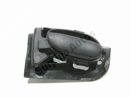 Used Front left interior door handle PEUGEOT 206 Hatchback (2A/C) 1.1 i (60 hp) 30101852