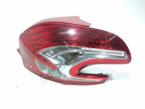 Used Right taillight PEUGEOT 208 I (CA_, CC_) 1.0 VTi (68 hp) 28269377