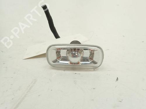 Used Right side indicator Right side indicator 37787242 37787242
