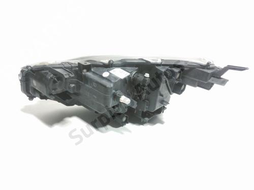 Right headlight TOYOTA YARIS CROSS (MXP_) 1.5 Hybrid (MXPJ10) | BP31987207C29