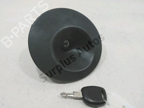 Used Fuel cap Fuel cap 30983779 30983779