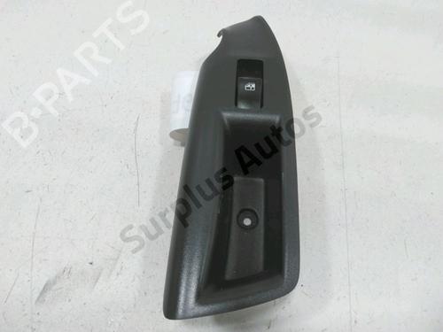 Used Right front window switch CHEVROLET AVEO / KALOS Hatchback (T250, T255) 1.2 LPG (84 hp) 30994457