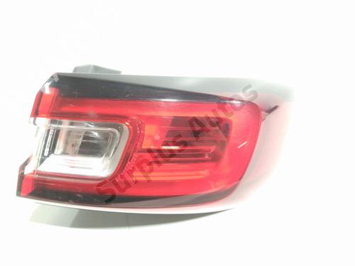 right-taillight-renault-clio-iv-bh_-2012-2013-2014-2015-2016-2017-2018-2019-2020-2021-36374669 main image