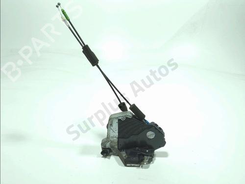 front-right-lock-lexus-rx-_u3_-2003-2004-2005-2006-2007-2008-37777353 main image